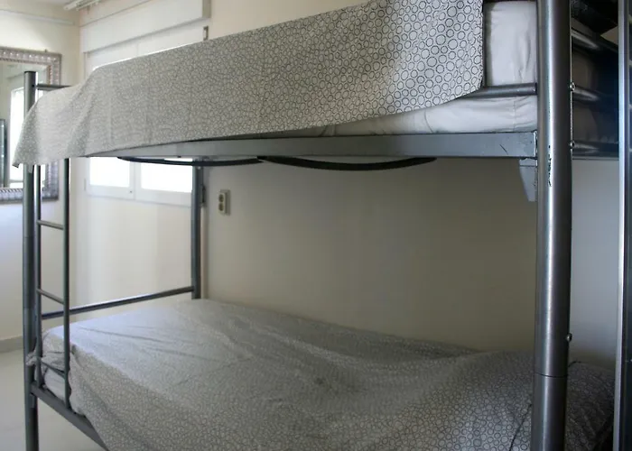 136 A First Line Sleeps 6 公寓